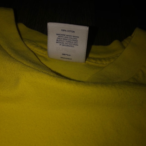 DEADSTOCK🔥 SUPREME CAT IN THE HAT TEE SIZE MEDIUM - Picture 3 of 3